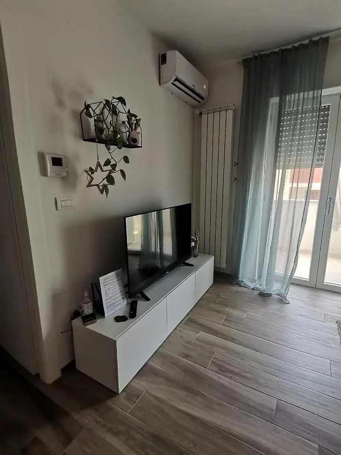 Al 50 Mq Apartment Lecce 0*,  Italy